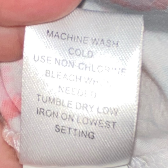 🇺🇸 Pacsun Floral Scalloped Fit Short Sleeve Top - Picture 6 of 6